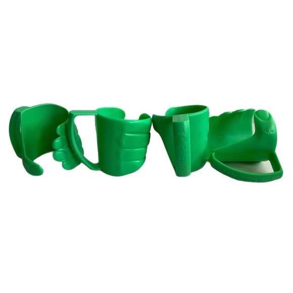 Vintage Set of 4 Promo 7-Eleven Green Plastic Monster Hand Drink Holders - Picture 2 of 6